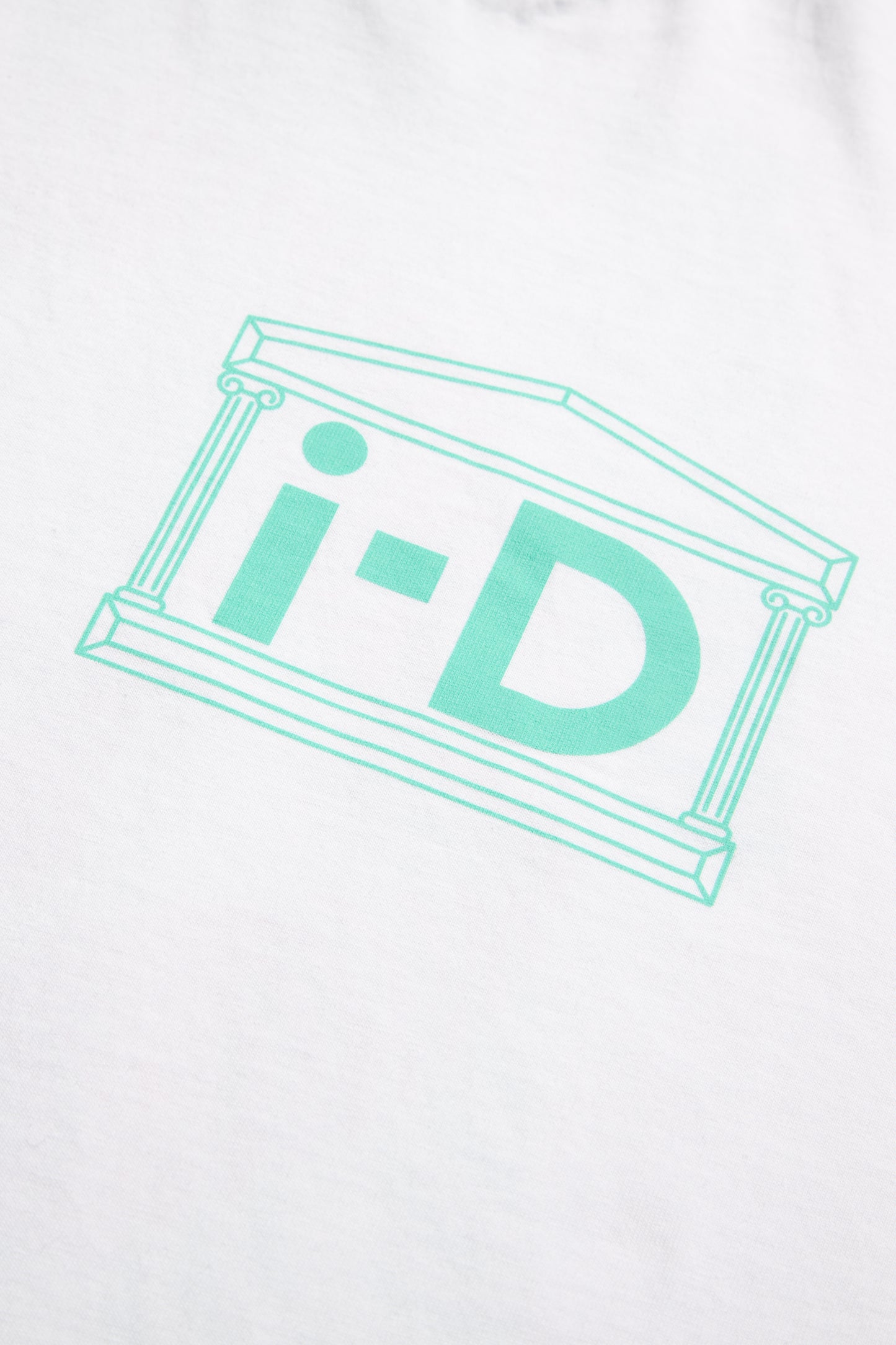 i-D Tee