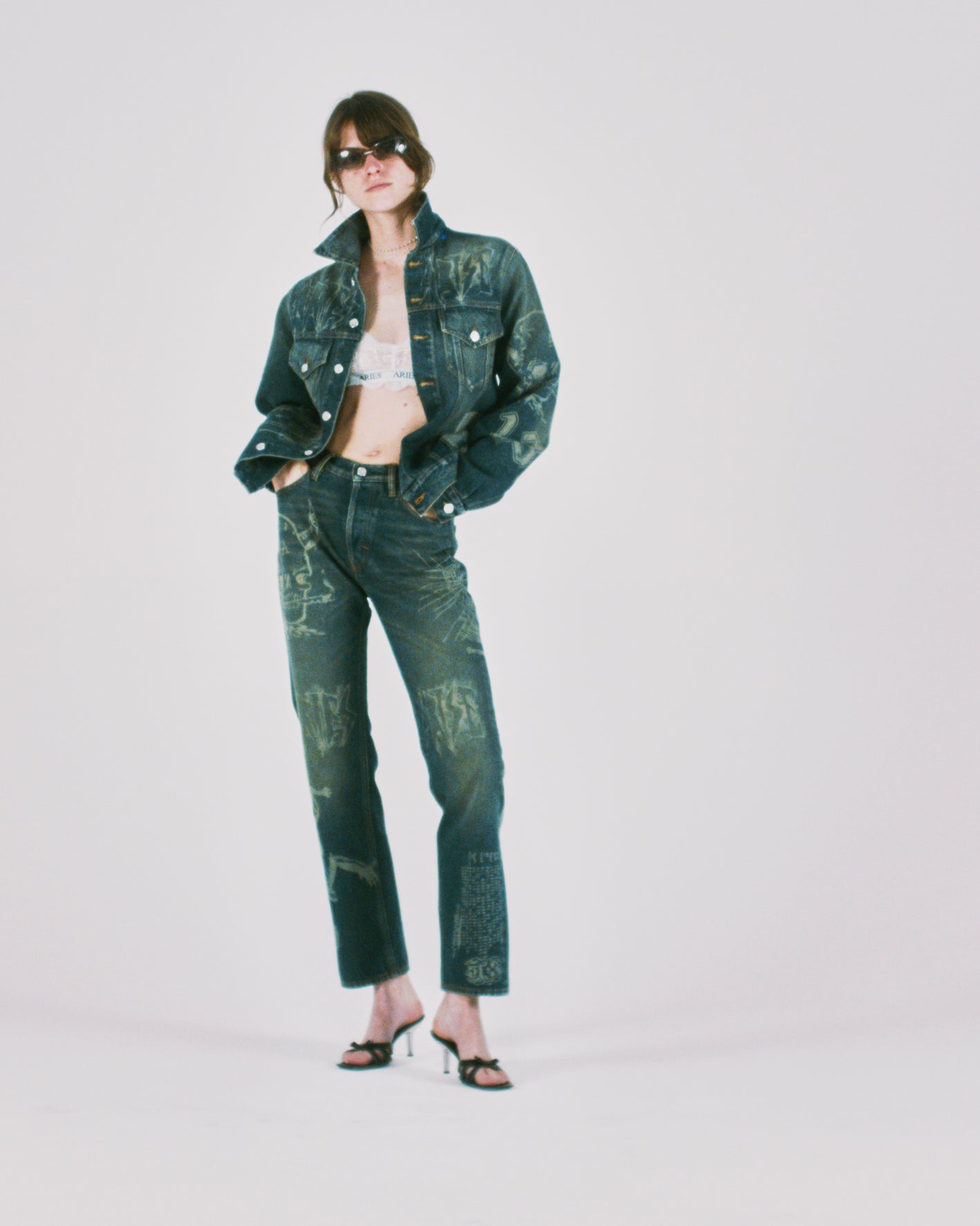 Metal 00's Lilly Jean