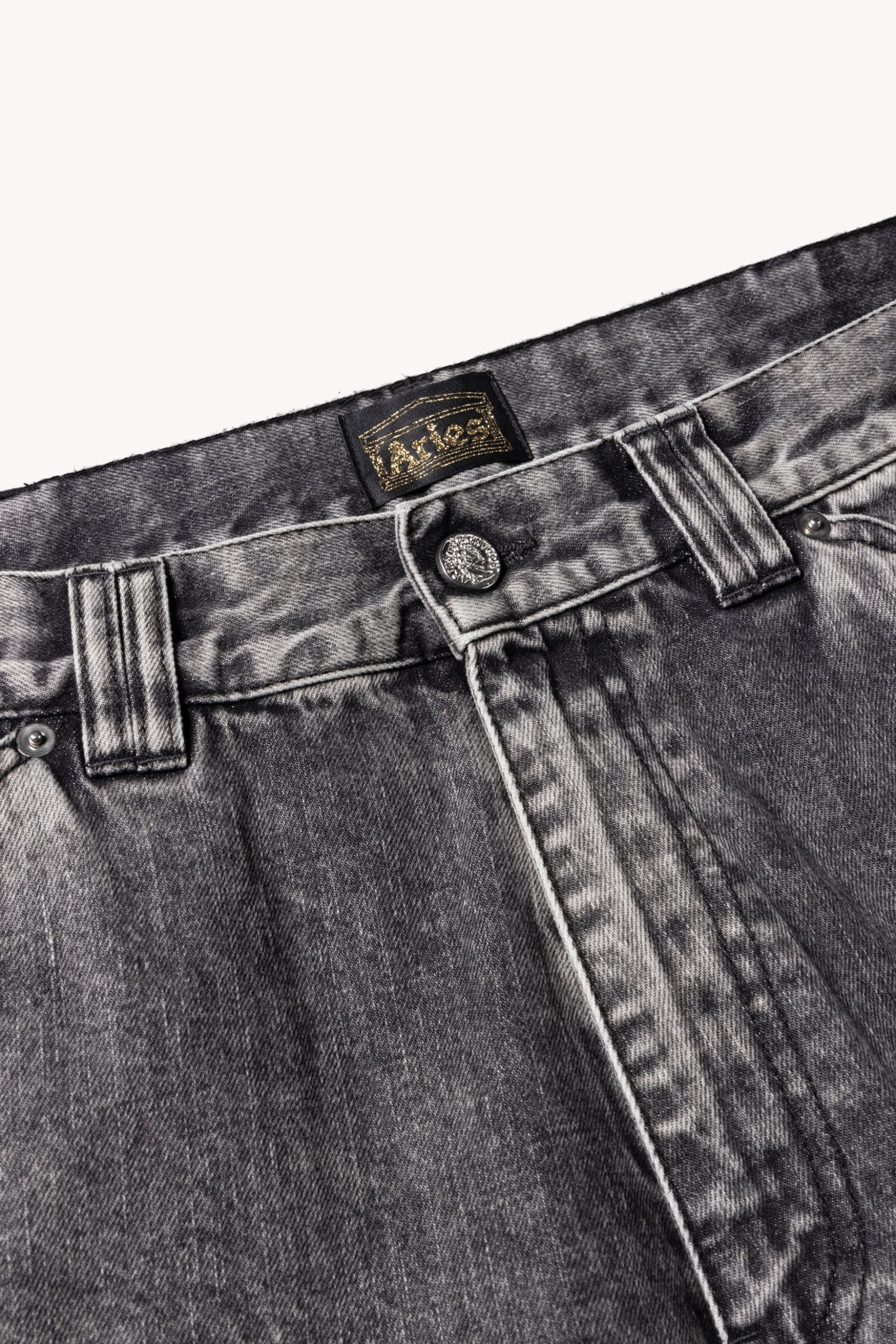 Load image into Gallery viewer, Acid Wash Denim Carpenter Jean