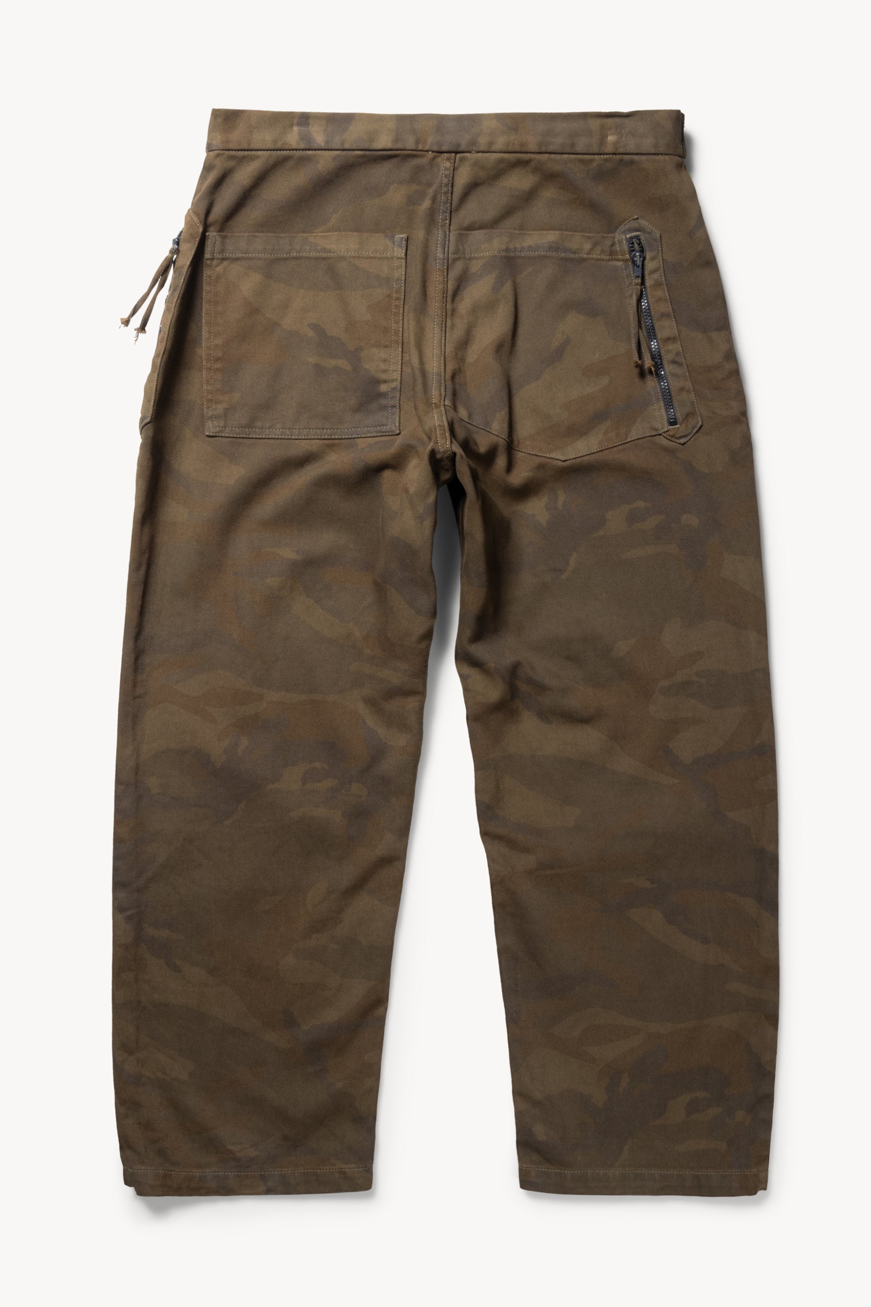 Load image into Gallery viewer, Camo Walking Trouser