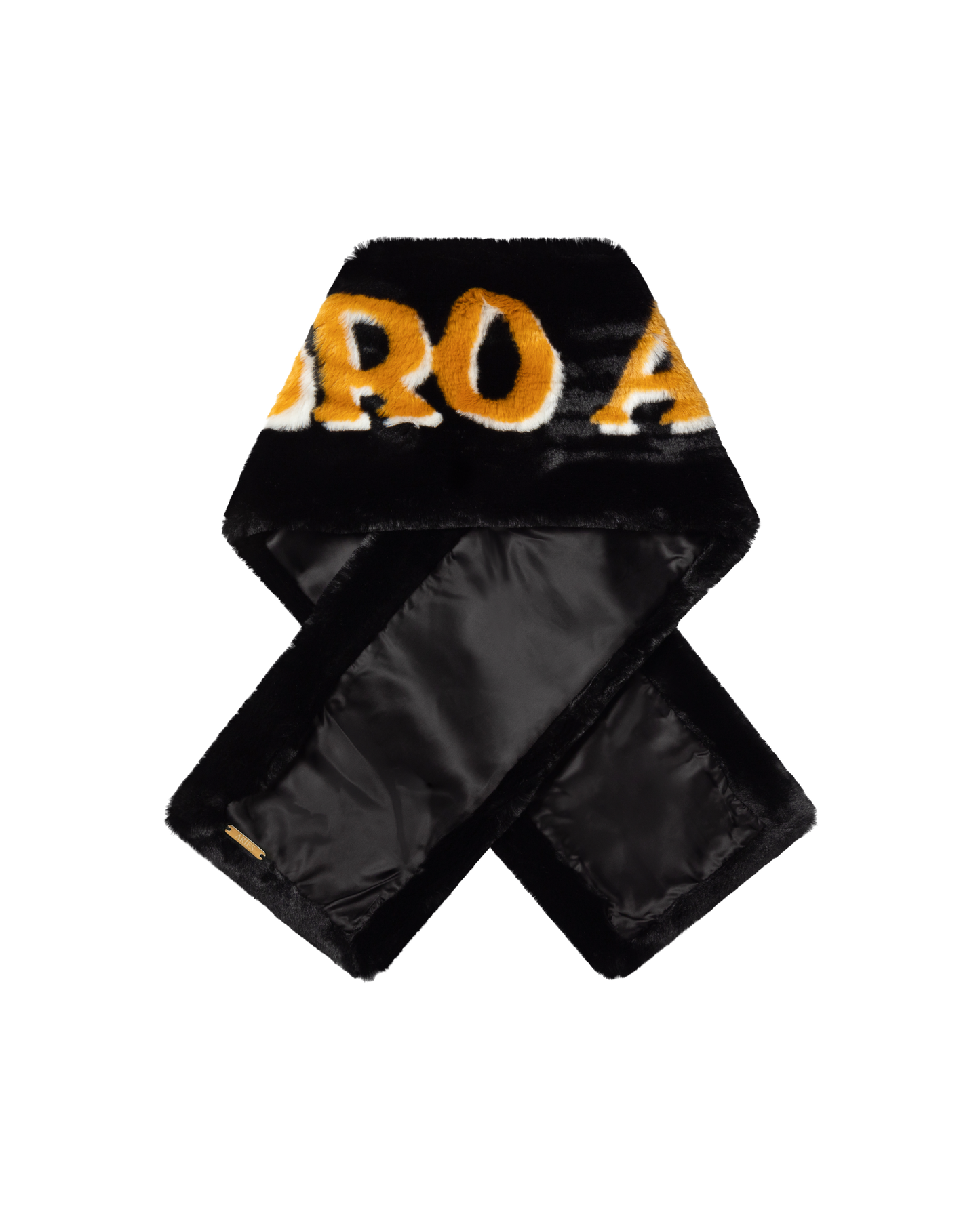 Fuzzy Duck Does He Scarf