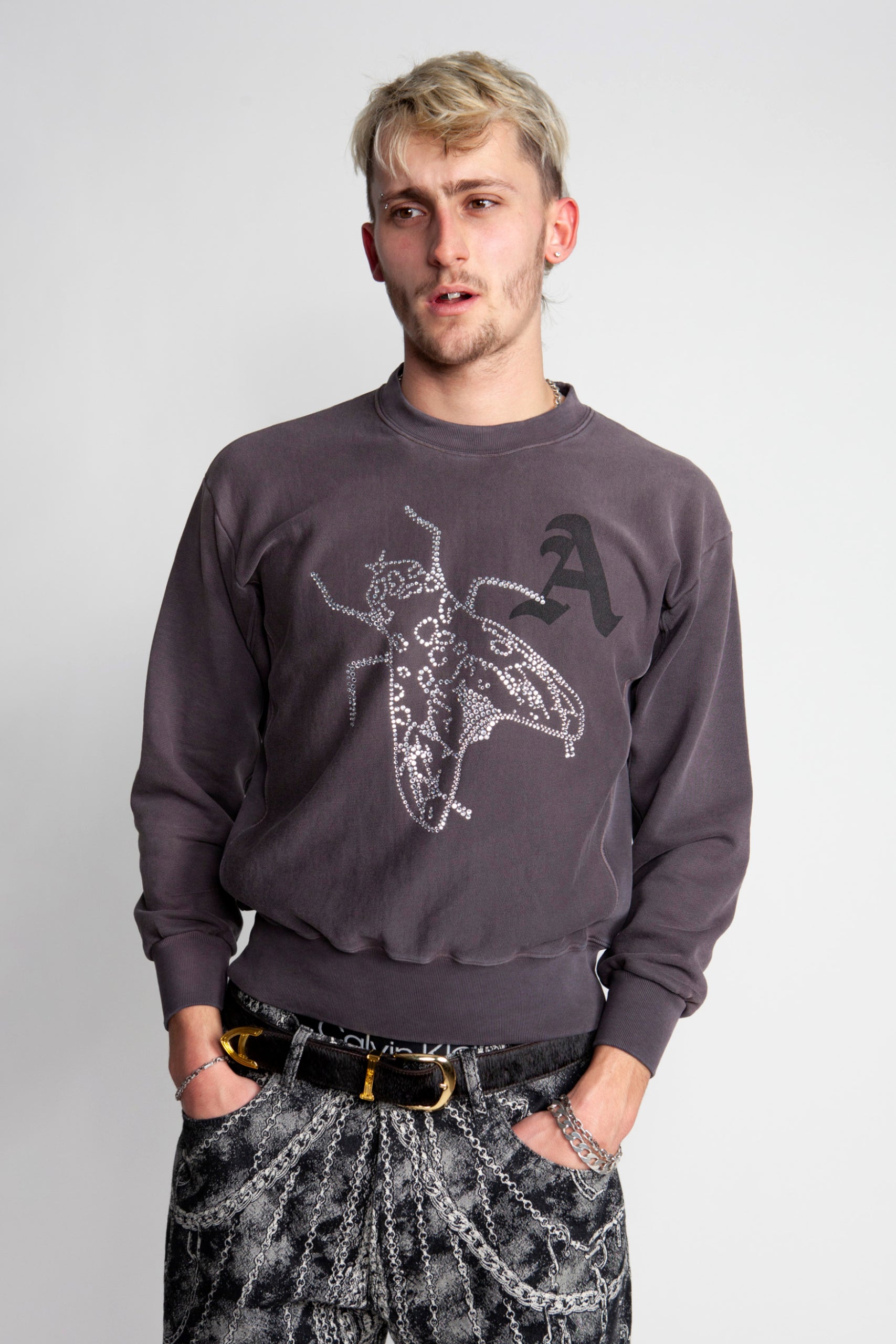 Load image into Gallery viewer, Premium Aged Fly-amante Sweatshirt