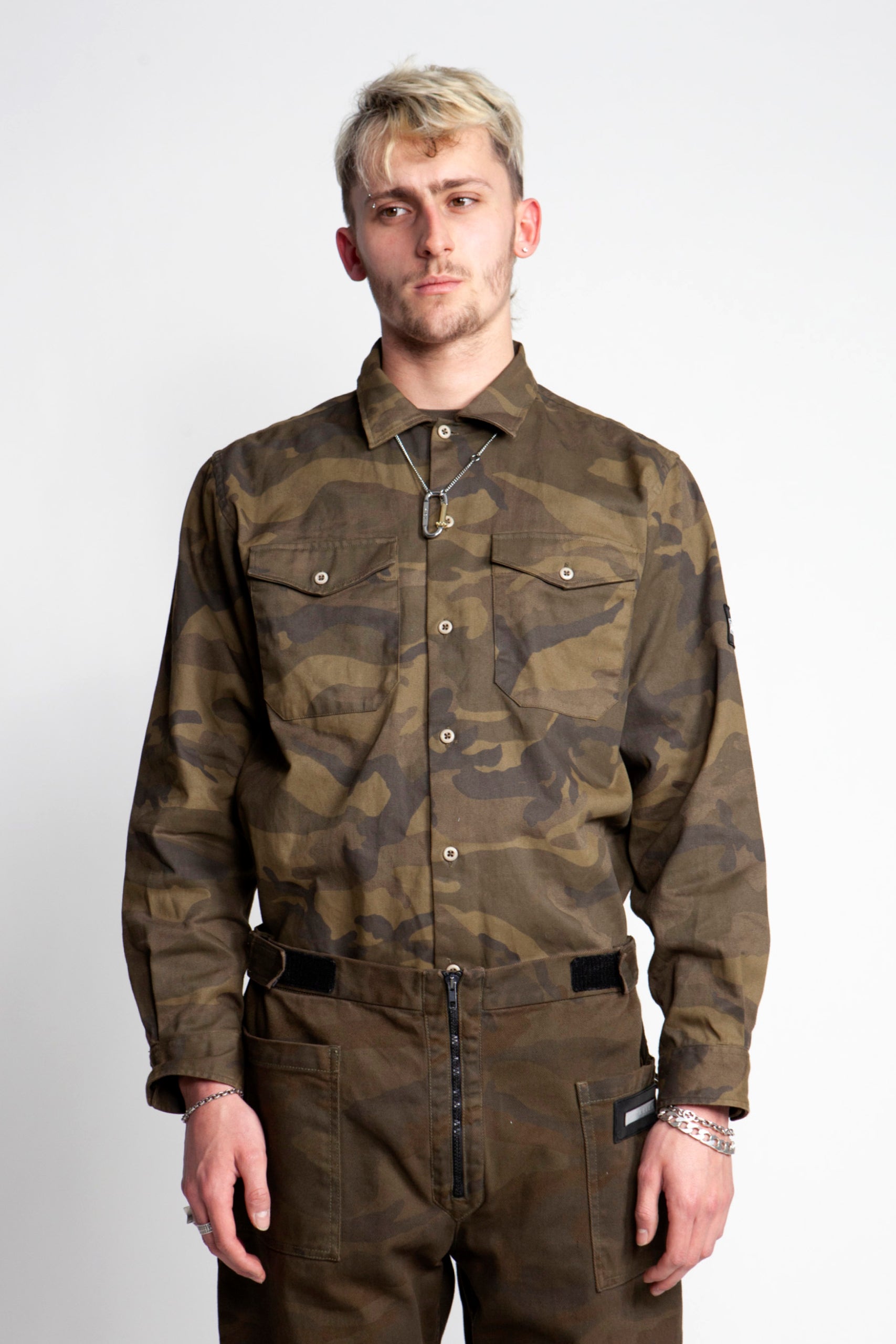 Load image into Gallery viewer, Camo LS Twill Shirt