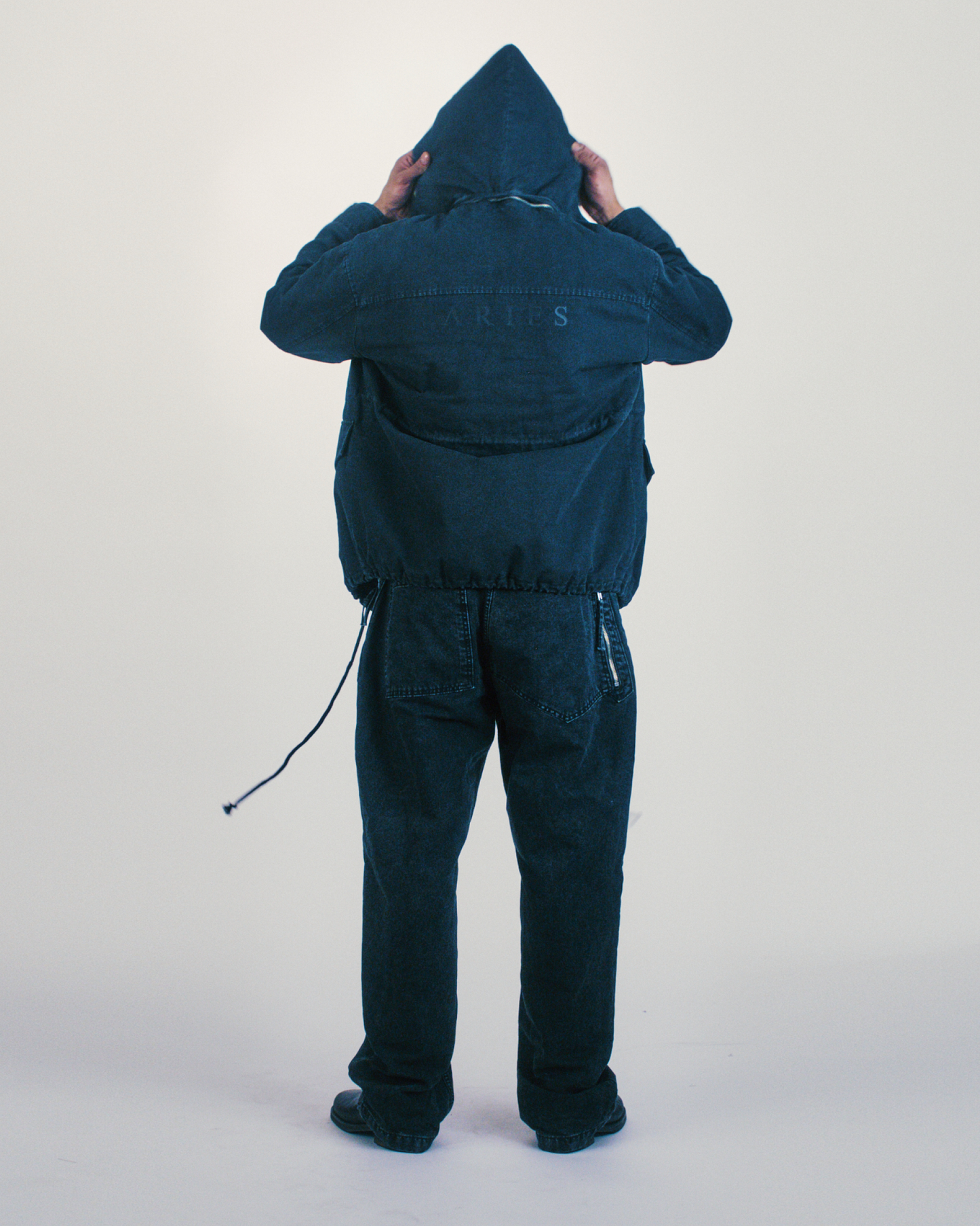 Washed Canvas Walking Pant