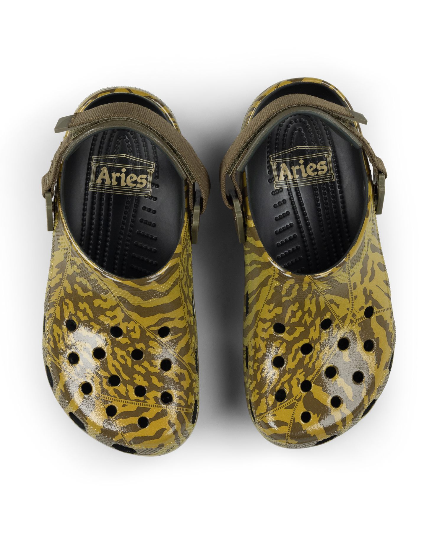 aries x crocs classic clog