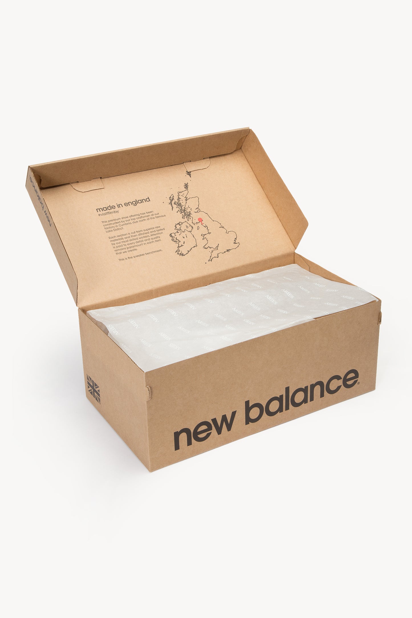 Aries x New Balance Mens 991ARI