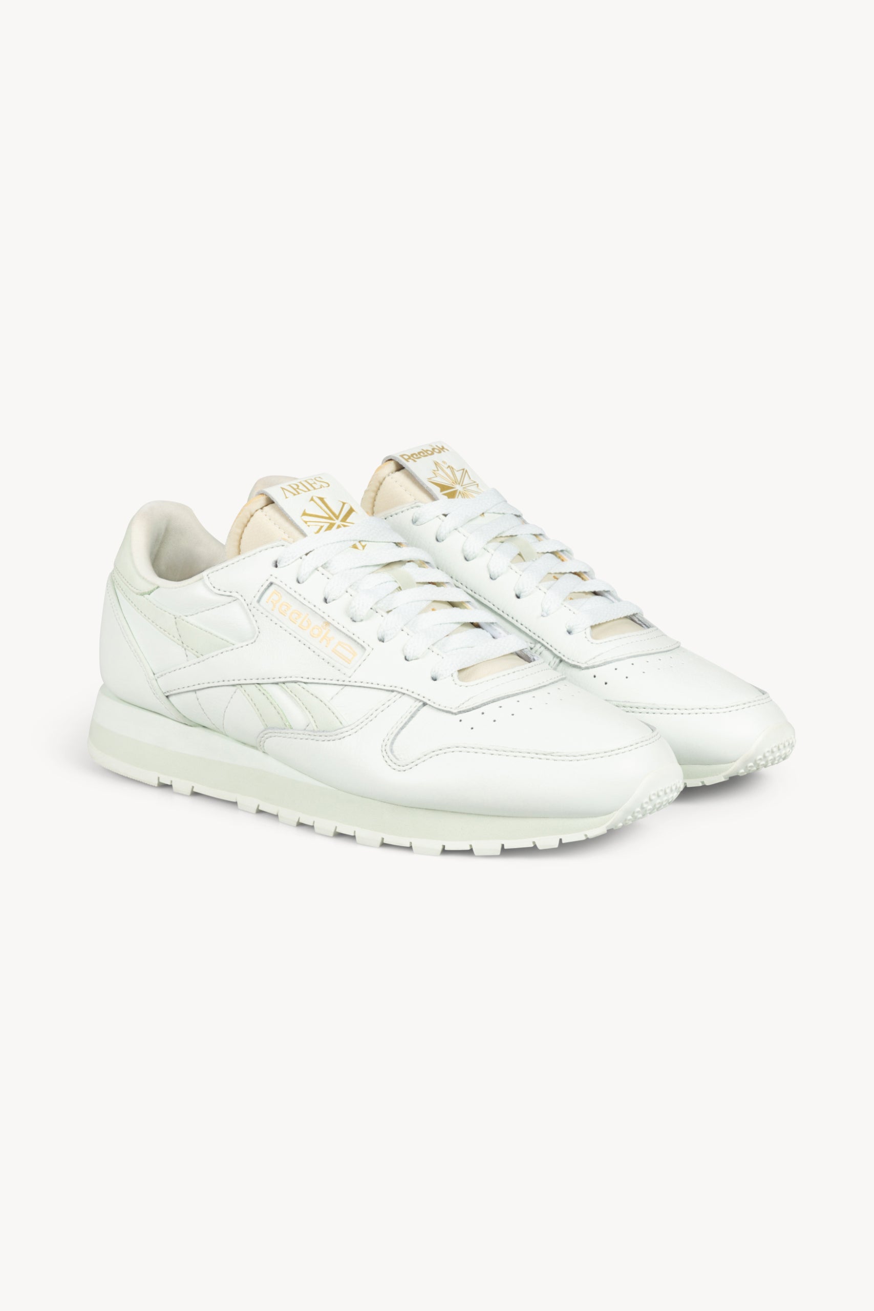 Load image into Gallery viewer, Aries x Reebok Classic
