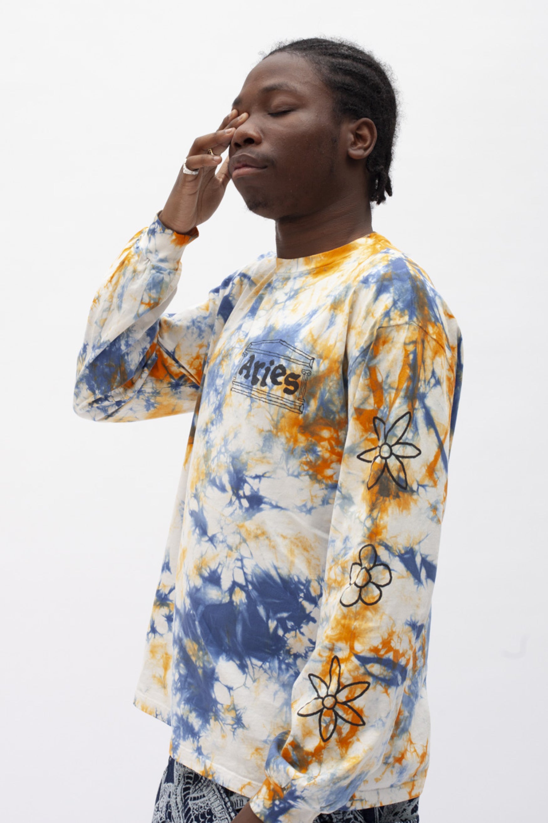 Load image into Gallery viewer, Peace &amp; Love LS Tee
