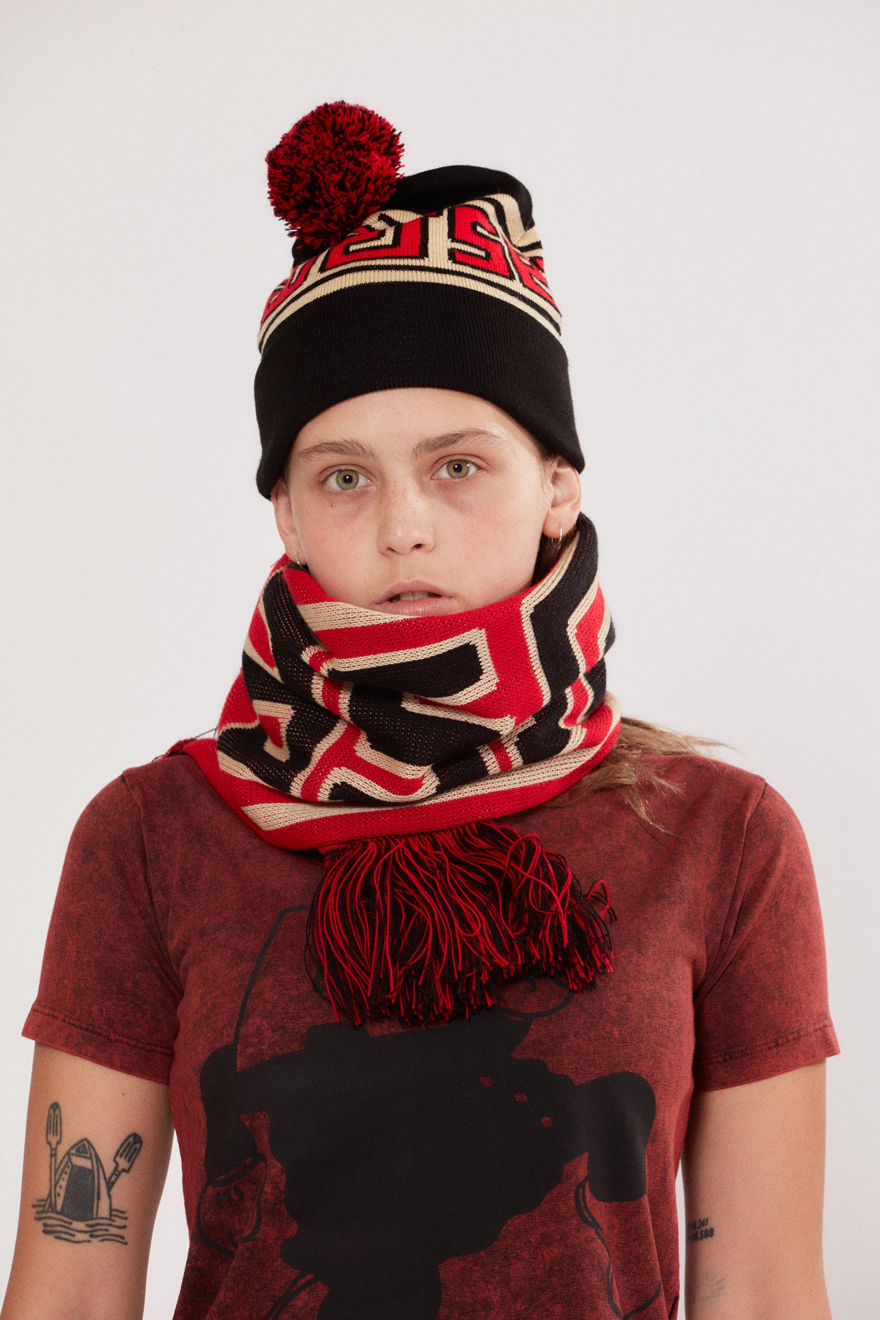 Load image into Gallery viewer, Meandros Football Scarf