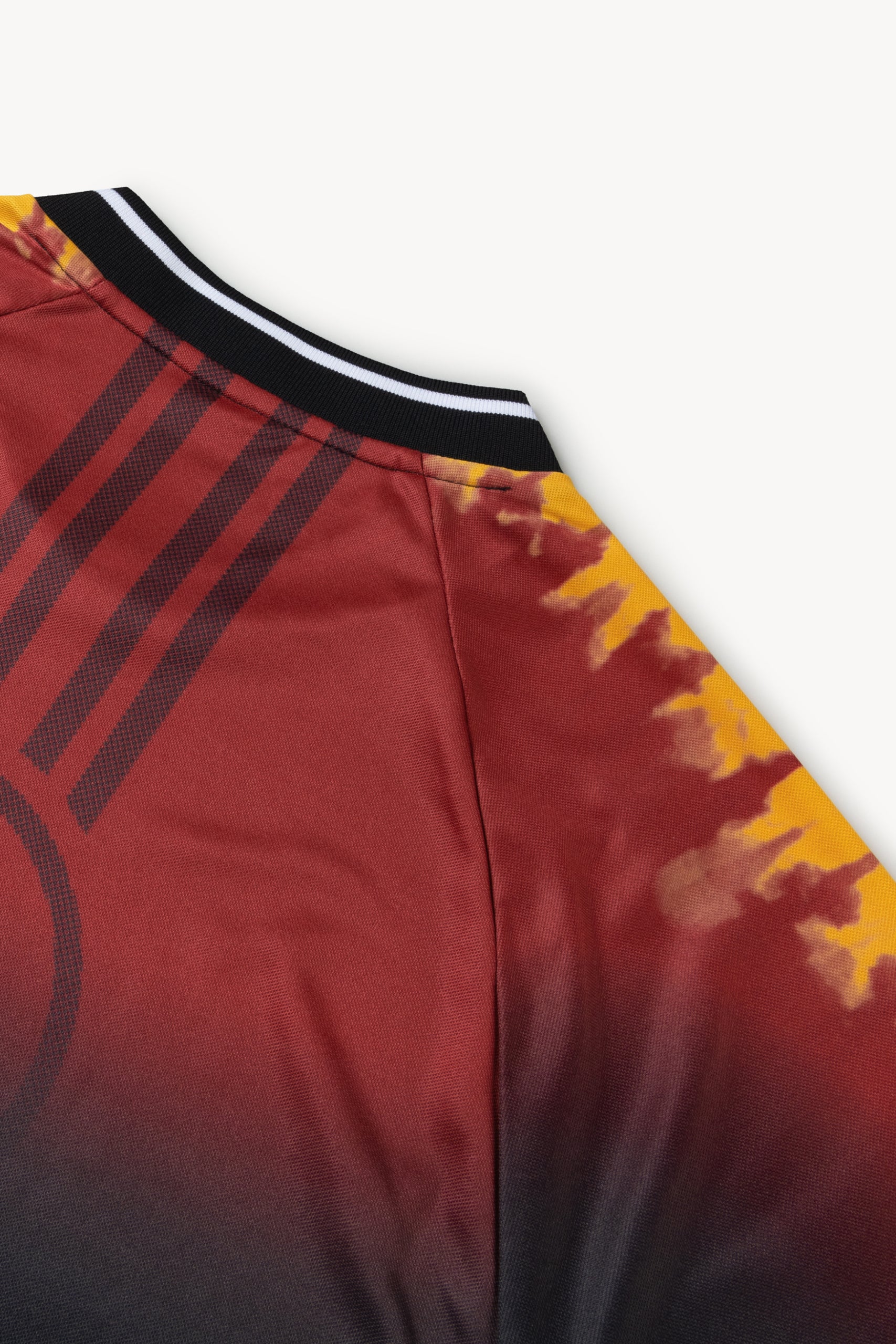 Load image into Gallery viewer, AS Roma X Aries Pre-Game Jersey_MT239939