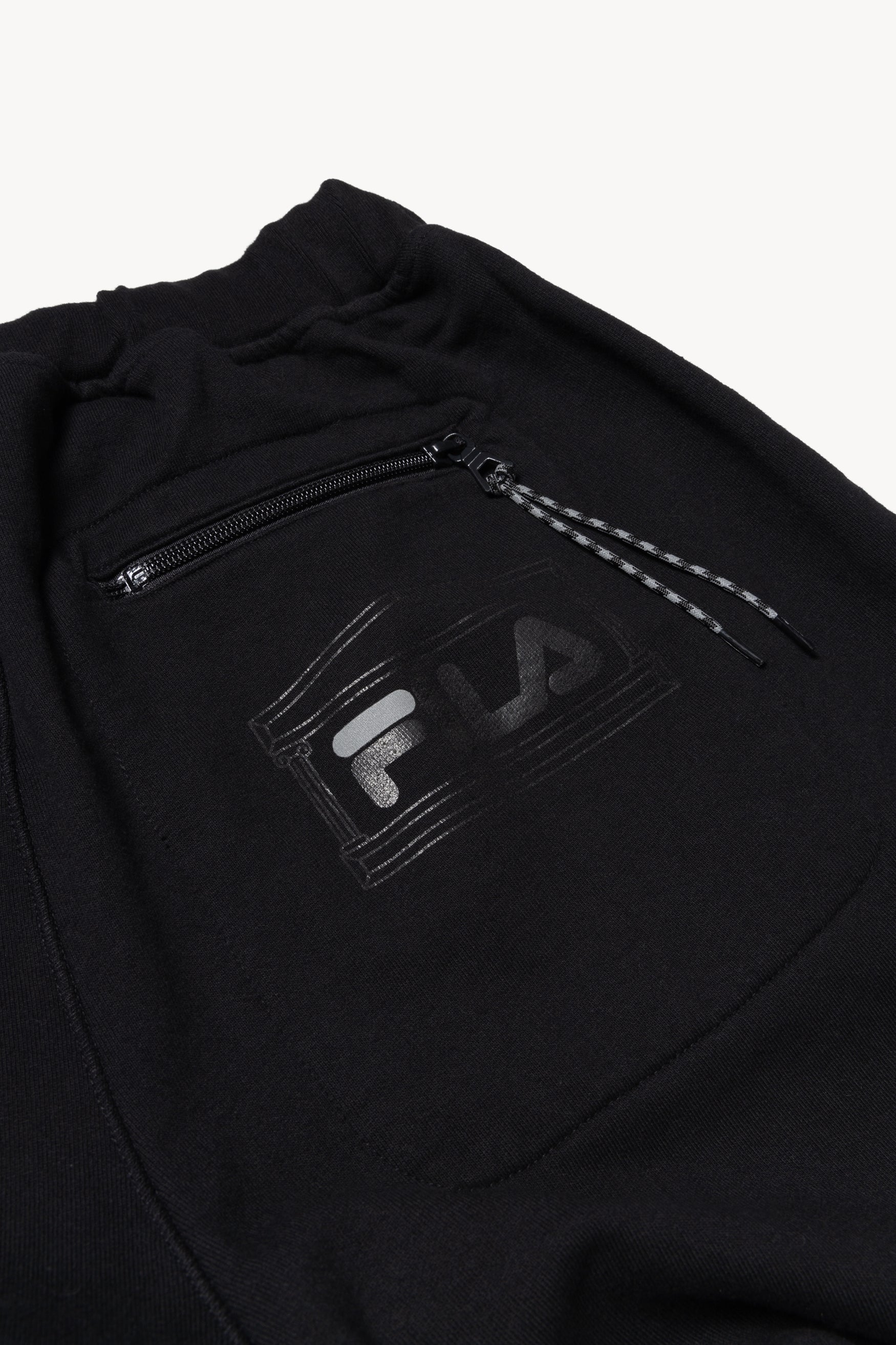 Load image into Gallery viewer, Fila Temple Sweatpant