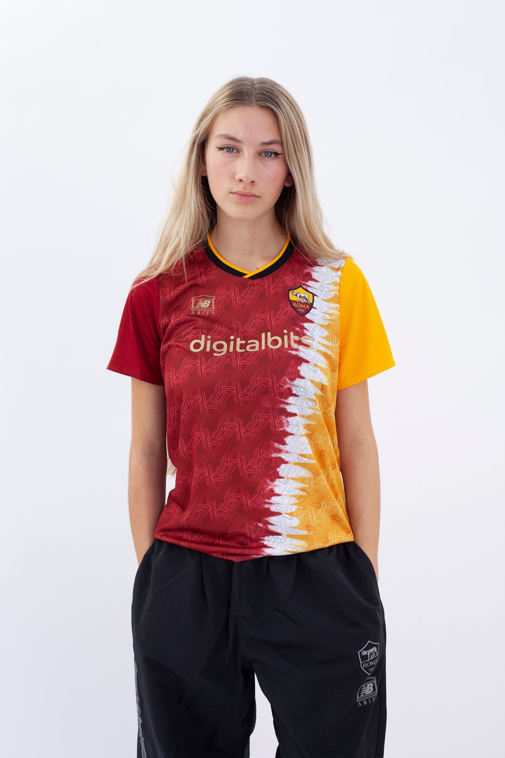 Load image into Gallery viewer, AS Roma X Aries Womens SS Jersey