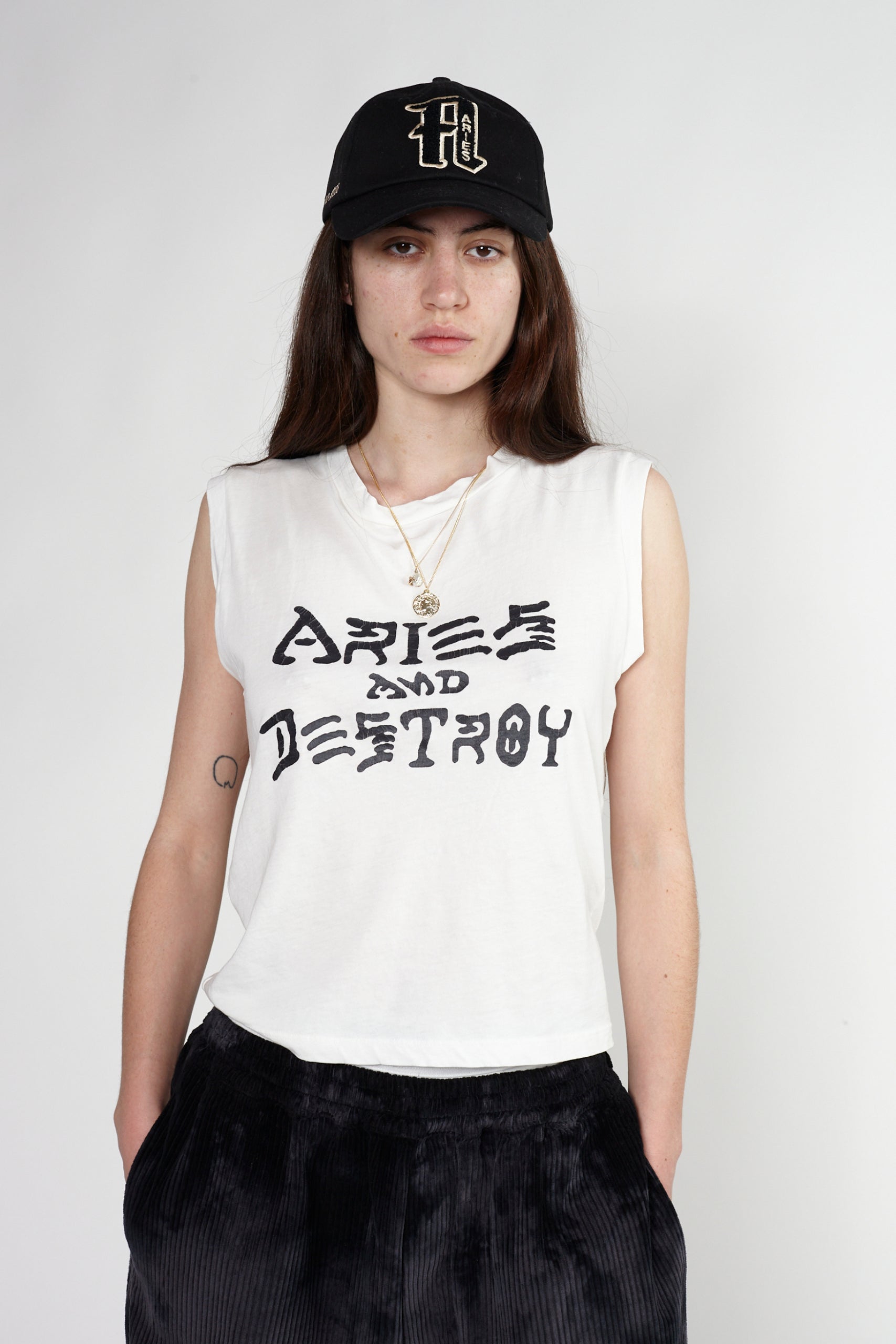 Load image into Gallery viewer, Vintage Aries and Destroy Vest