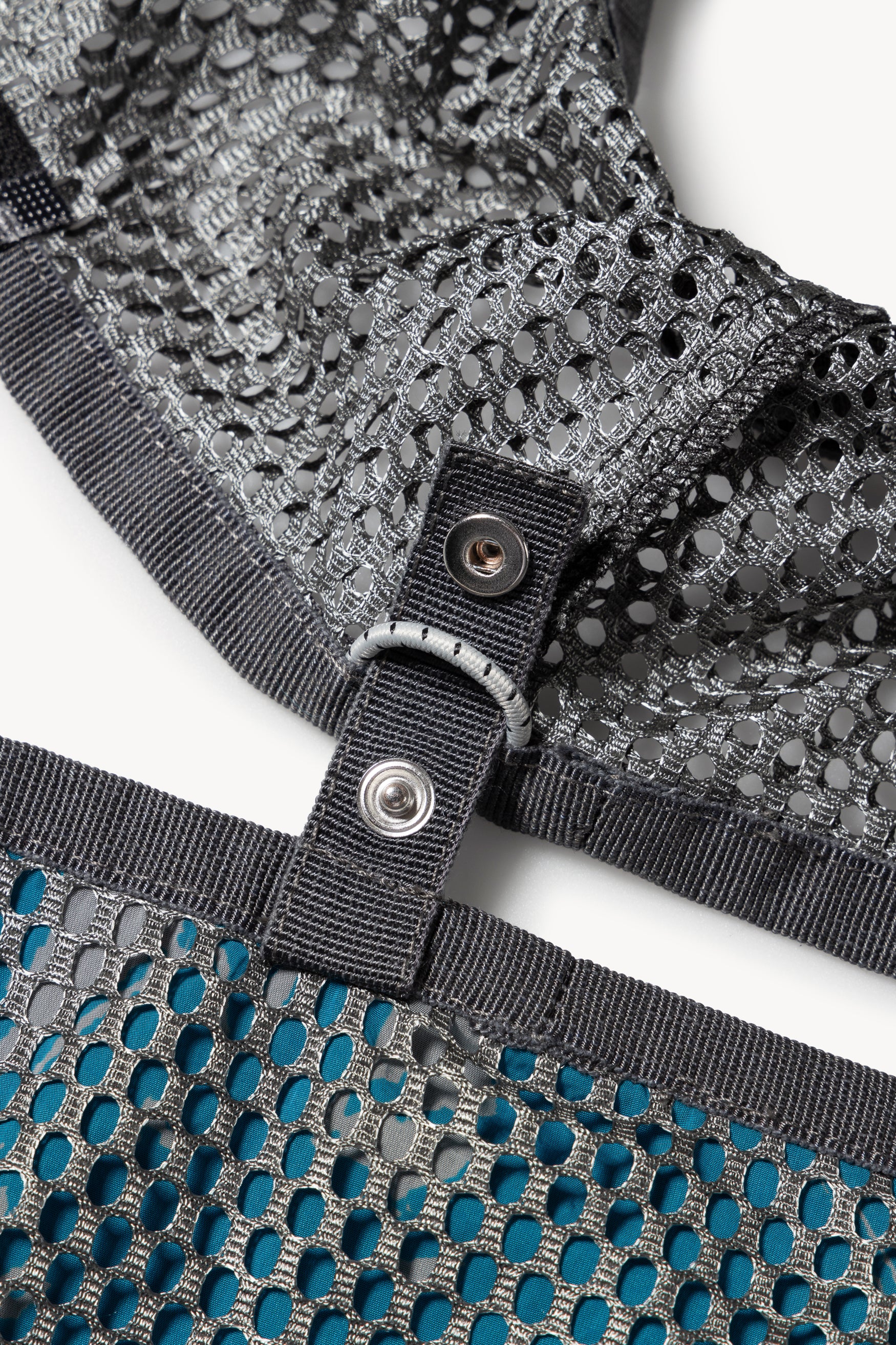 Load image into Gallery viewer, Crinkle Mesh Cargo Vest